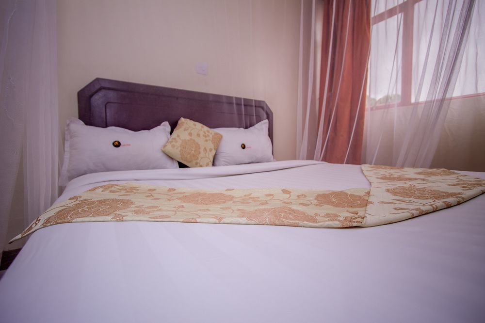Chester Hotel Nakuru Dış mekan fotoğraf