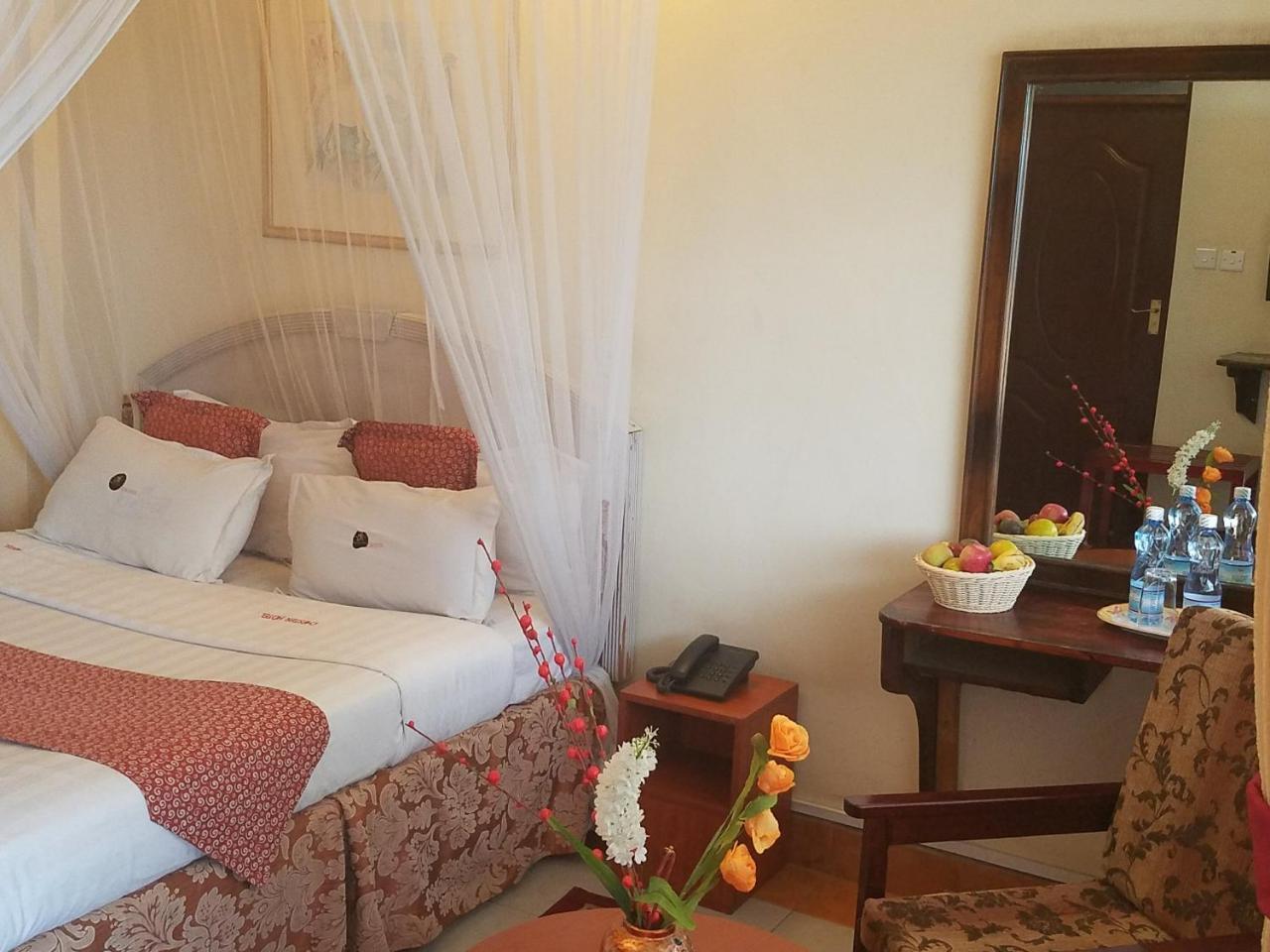 Chester Hotel Nakuru Dış mekan fotoğraf