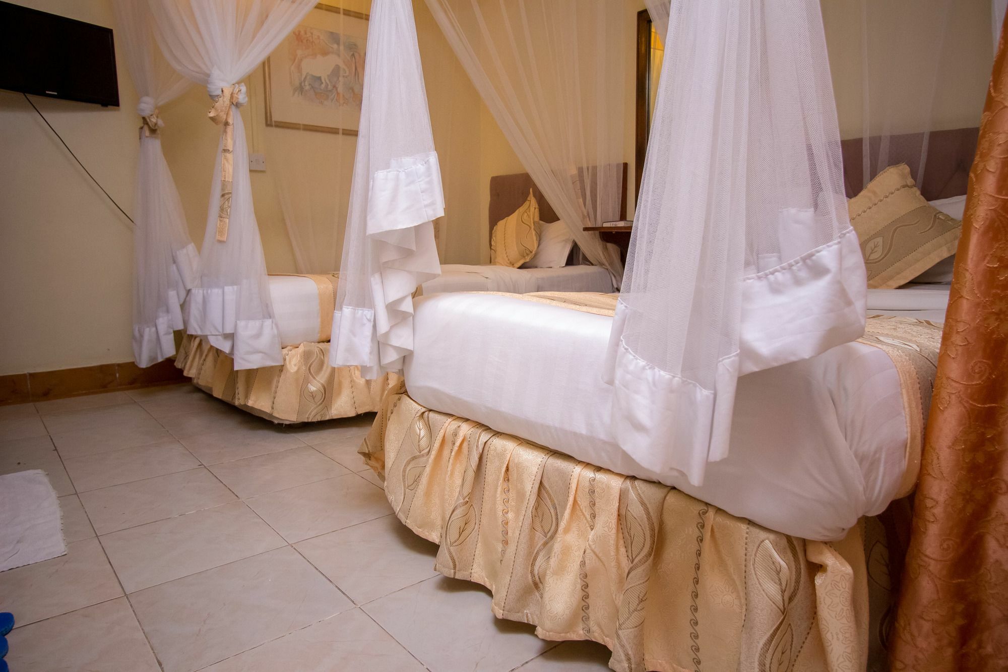 Chester Hotel Nakuru Dış mekan fotoğraf